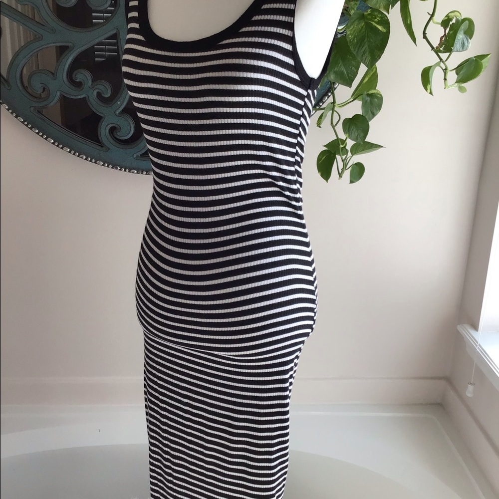 DRESS - Picture 4 of 6